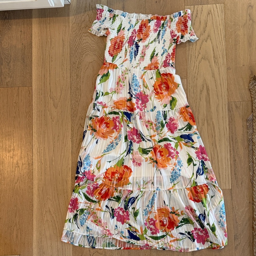 Beautiful vacation dress!